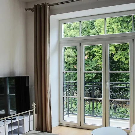 Apartament Przy Parku *