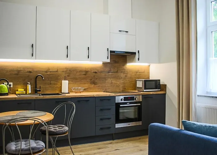 Przy Parku- Parking Gratis!!! * Čenstochová